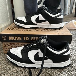 Nike Dunks (Panda dunks) Black and White Nike Dunks Sneakers